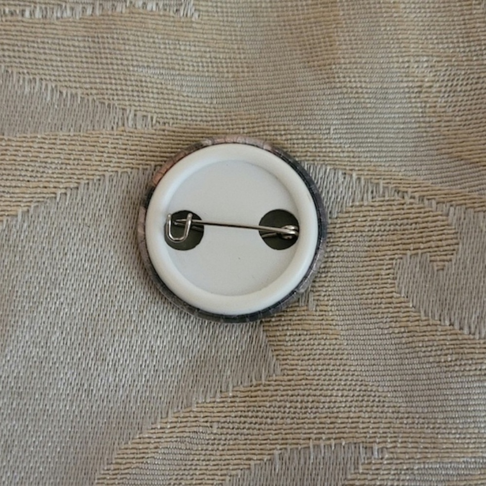 Gremlins Button, "Daffy" - Picture 2 of 3